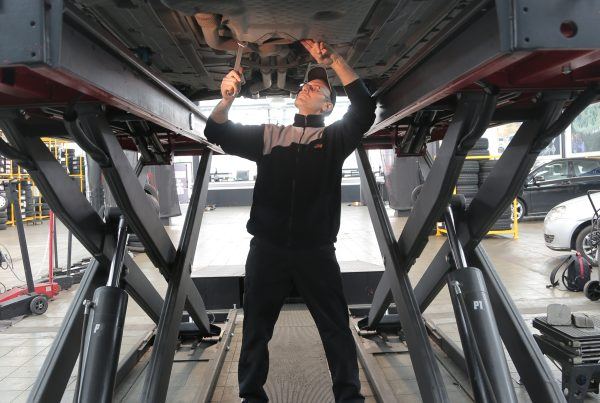 Automonteur huren? UItzendbureau automotive personeel